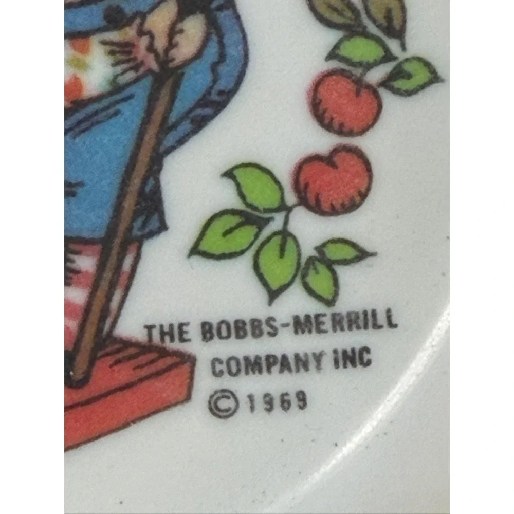 1969 Raggedy Ann & Andy Oneida Bowl